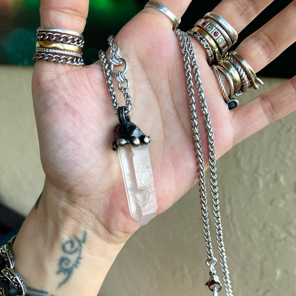Natural raw clear crystal quartz gemstone boho goth stone charm steel necklace - Picture 15 of 16